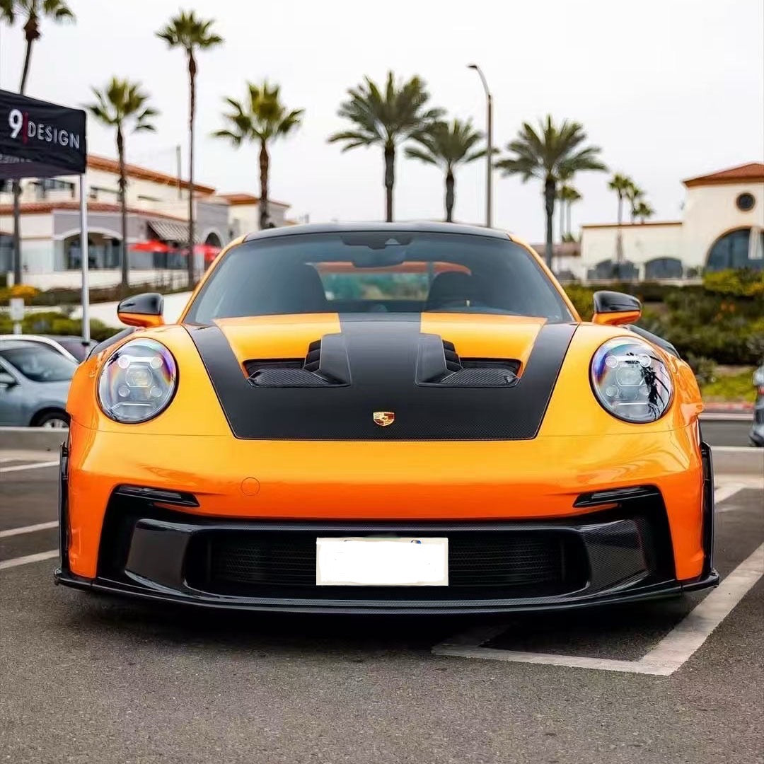 Porsche 992 GT3RS carbon pack