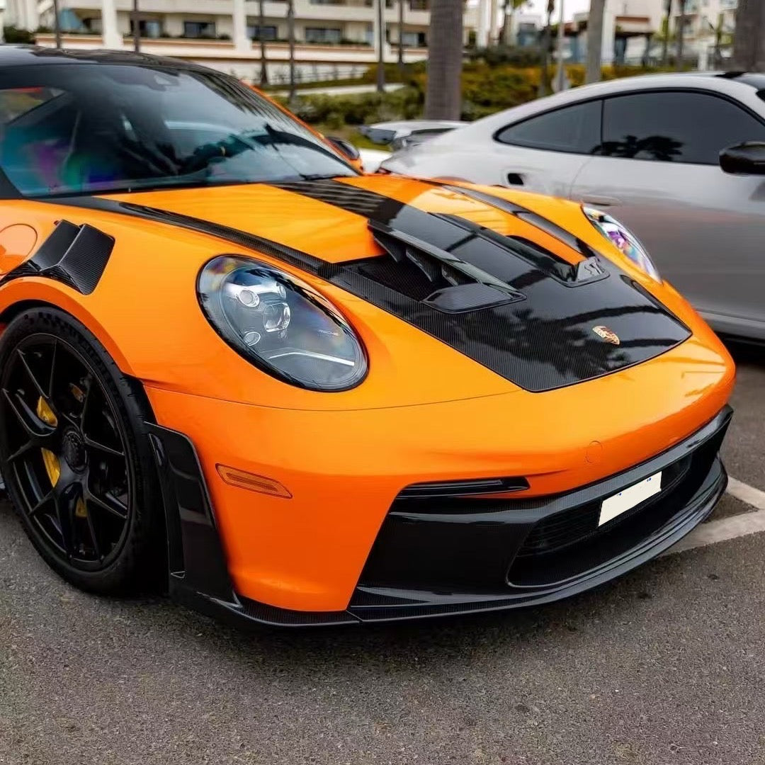 Porsche 992 GT3RS carbon pack