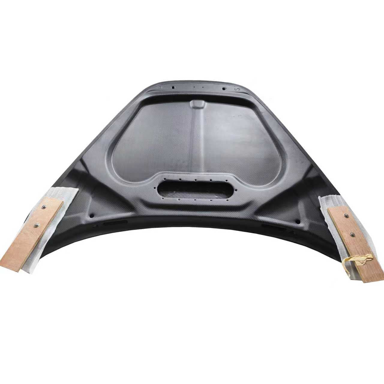 Mclaren 600LT dry carbon hood