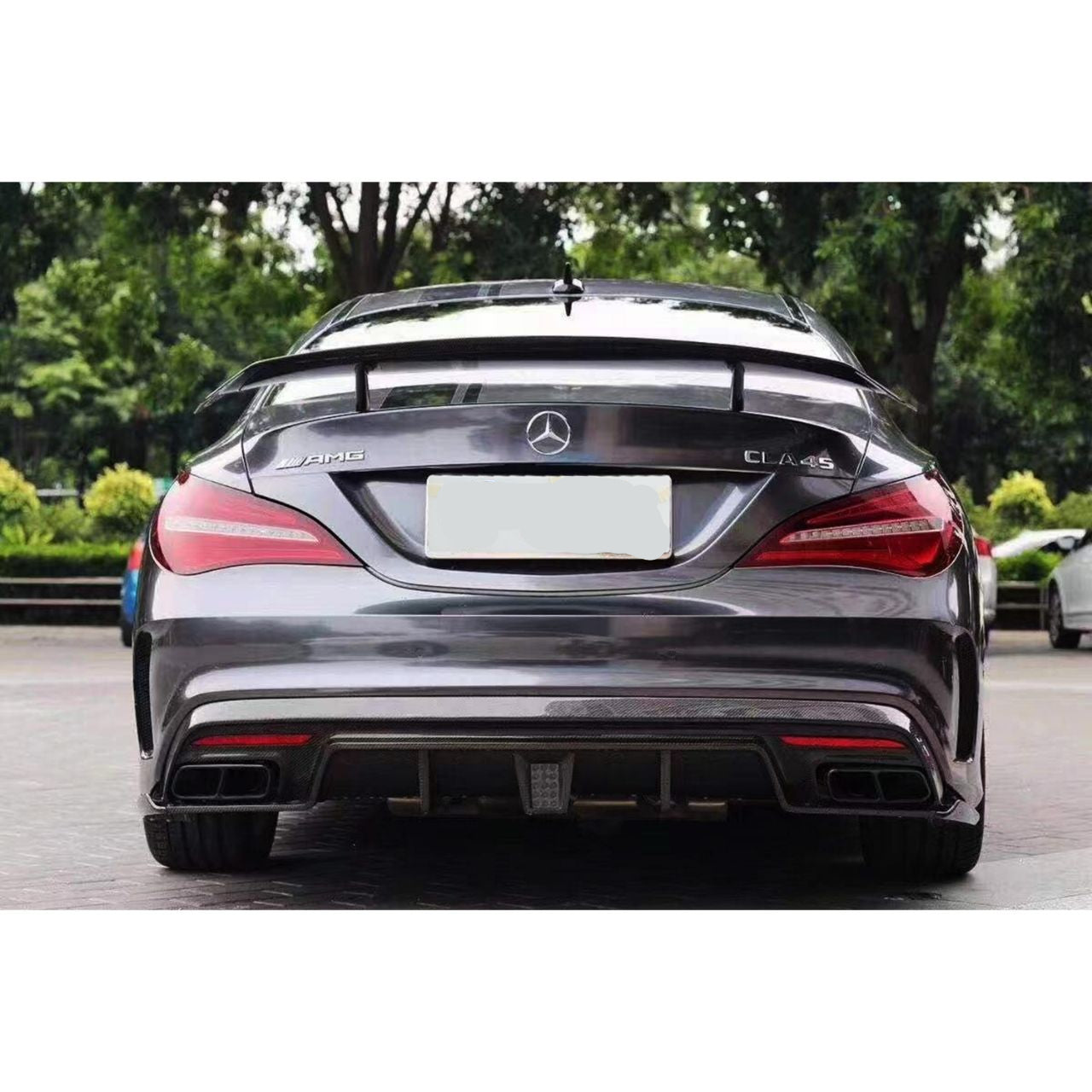 CLA45AMG carbon pakage