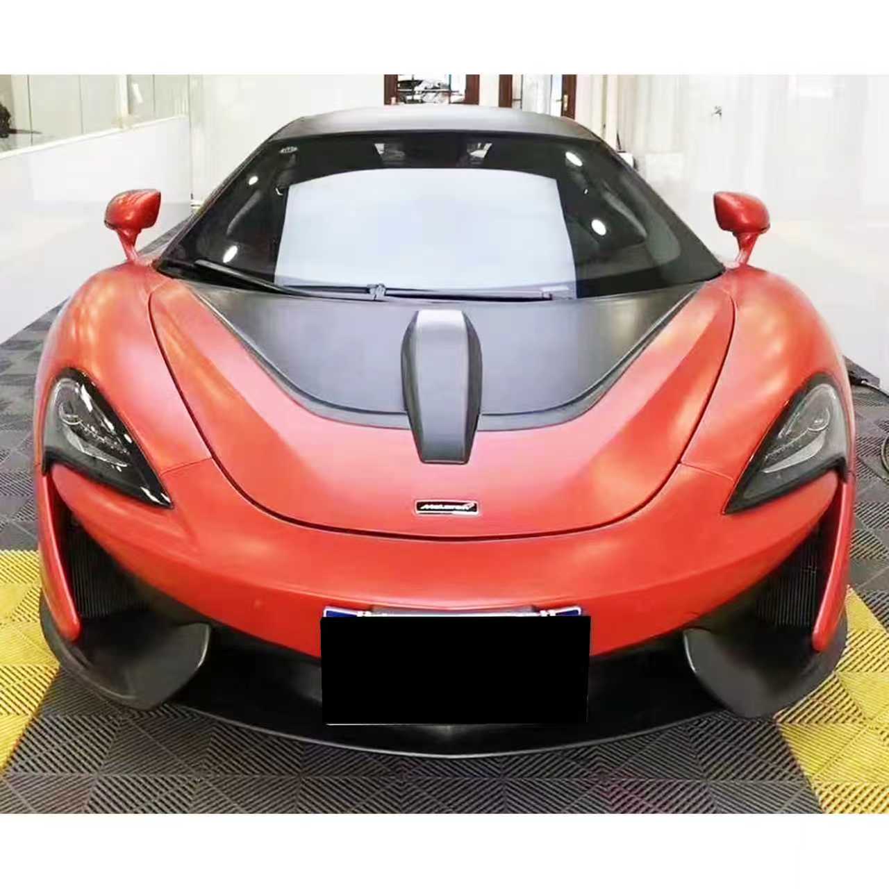 Mclaren 600LT dry carbon hood