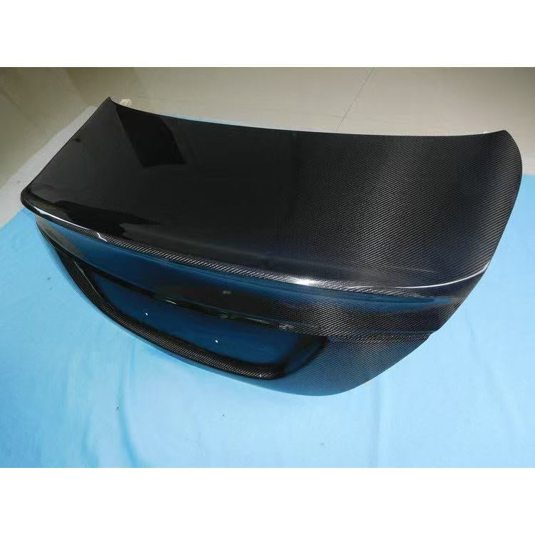 C63 AMG W205 sedan carbon trunk lid