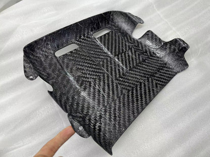 C63 AMG dry carbon turbo cover