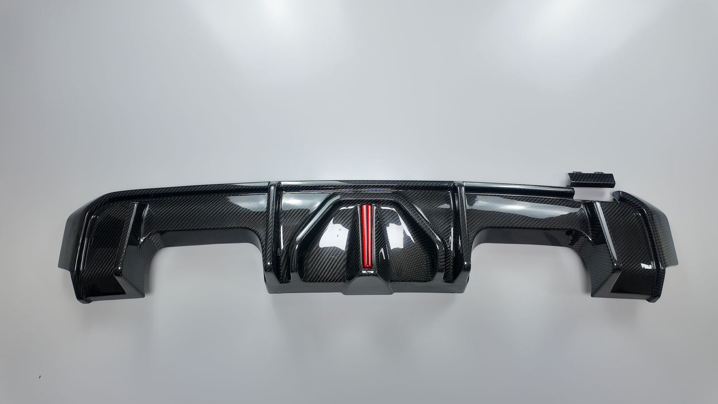 BMW M3 M4 G8X dry carbon diffuser