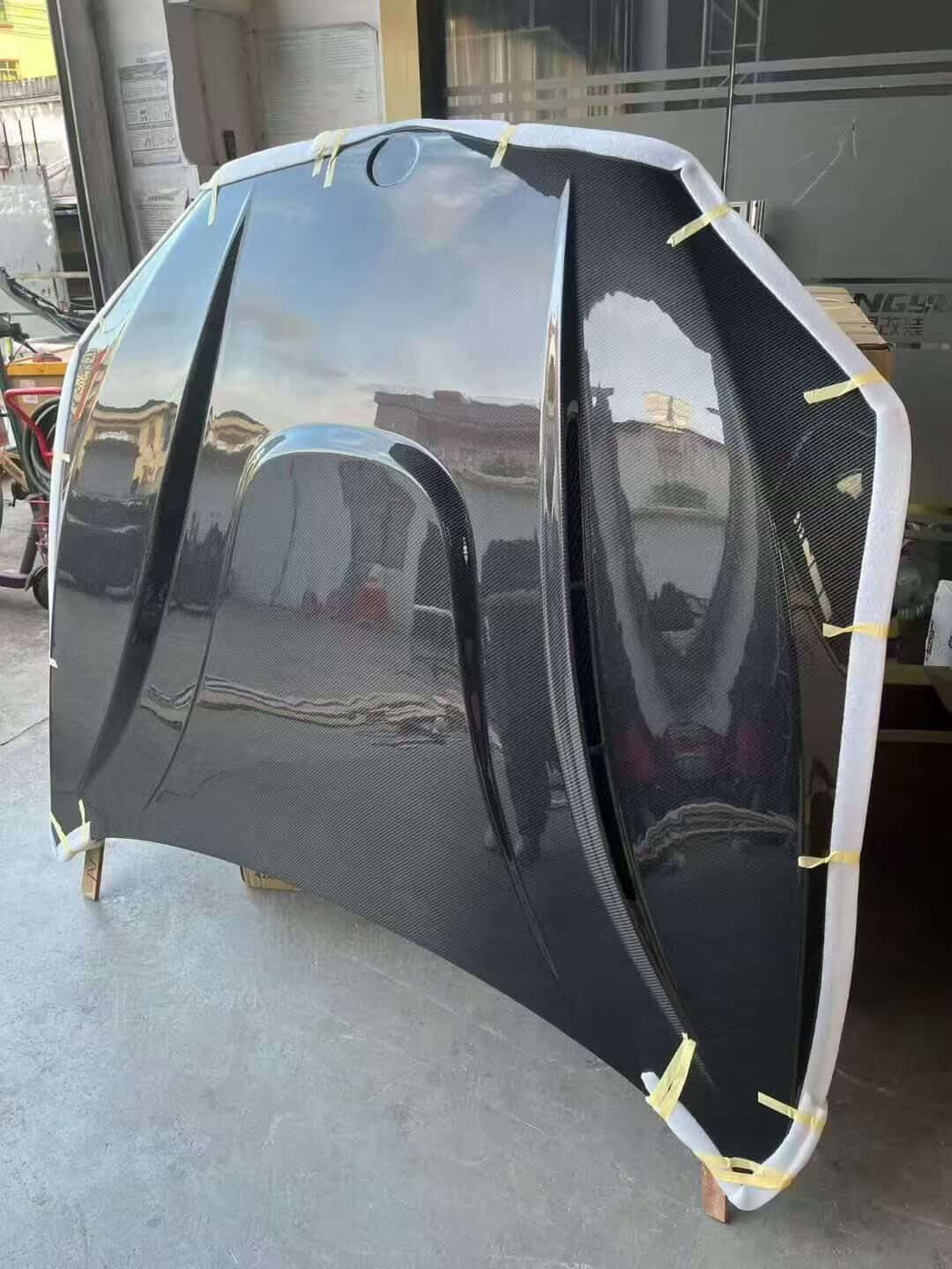BMW f15 x5M50d carbon hood